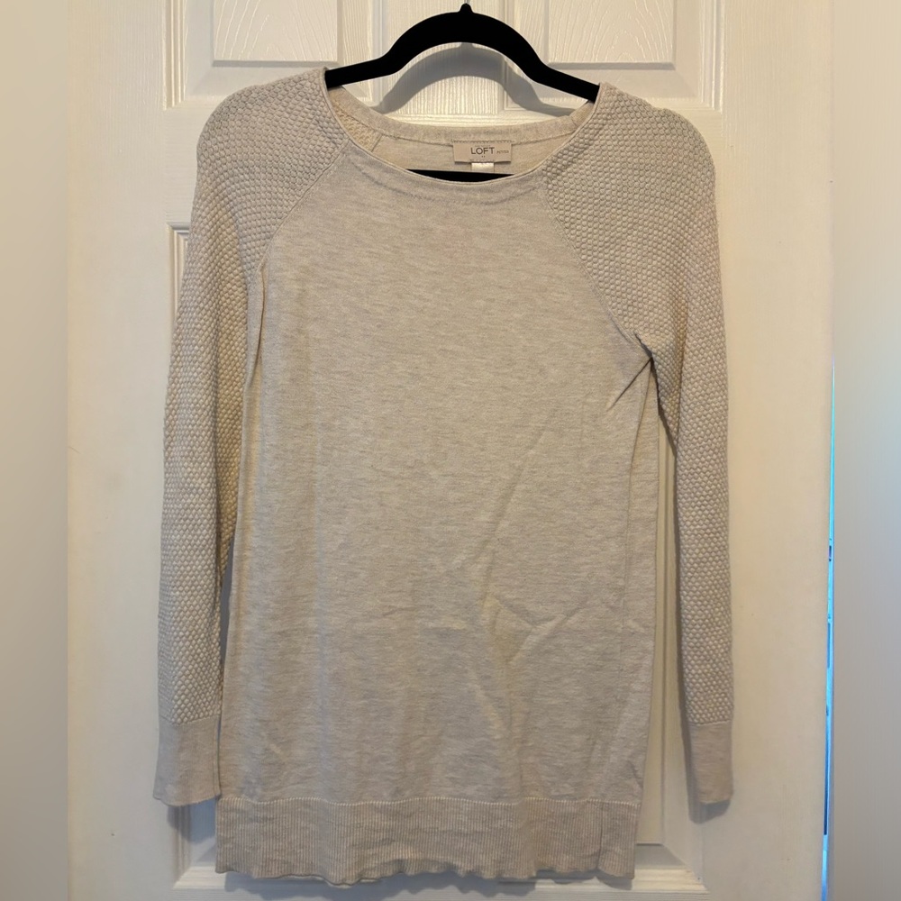 Off White/tan sweater
